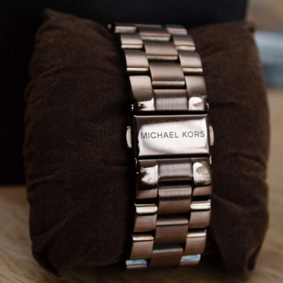 Michael Kors - Picture 5 of 8